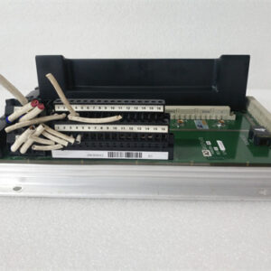 MOOG D136-001-007 Industrial equipment