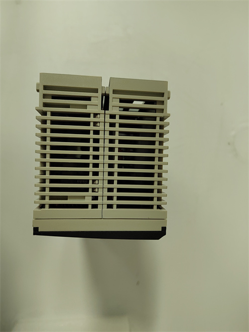 GE IC754VSI12CTD Industrial control module2 GE IC754VSI12CTD Industrial control module2